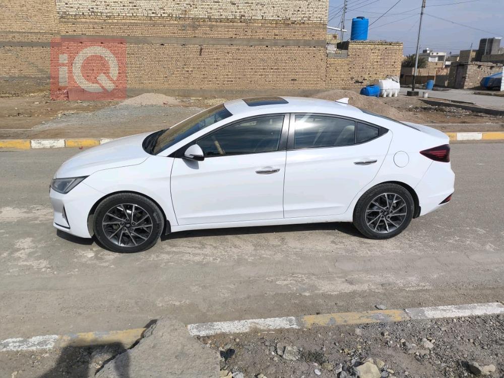 هيونداي النترا